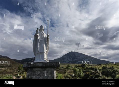 Pilgrimage Summit Croagh Patrick Hi Res Stock Photography And Images