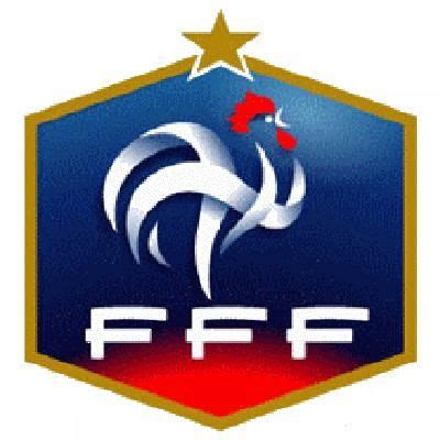Cristiano ronaldo brilla a los 36 años, campeones mundiales en la eurocopa, fórmula 1, motogp. Escudo del Selección de Francia