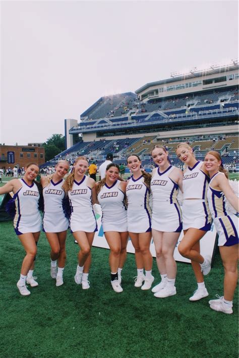 Pin By Sammi Lazzara On Cheer Pics In 2022 Cheer Pictures Jmu Cheer