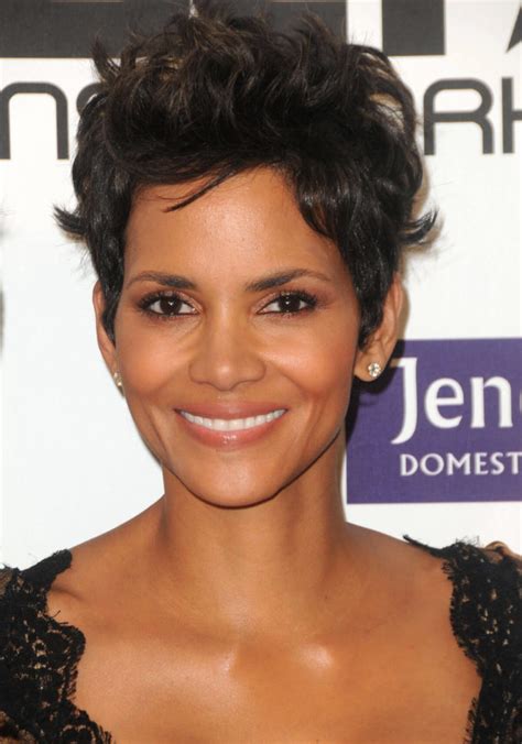 Halle Berry Casual Short Straight Pixie Cut For Black Women