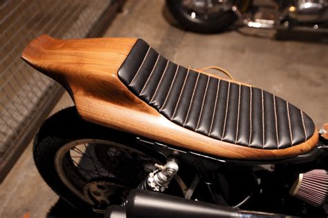 Hand Formed Wooden Motorcycle Seat The Handbuilt Show In Austin Tx Cafe Racer Seat Cafe