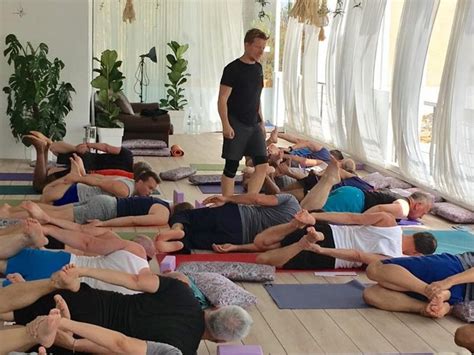 Top 10 Yoga Retreats For Men Worldwide