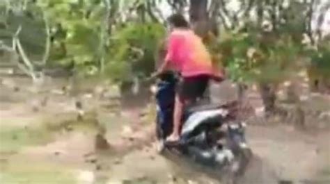 Viral Video Pemotor Melindas Makam Begini Ungkapan Penyesalan Si Pelaku