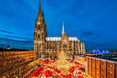 Die großen kölner märkte und viele weitere in der umgebung, von der eifel bis ins bergische land haben ihre pforten geöffnet. ᐅ Top 10 Weihnachtsmärkte in Köln 2019 - Infos & Angebote ...