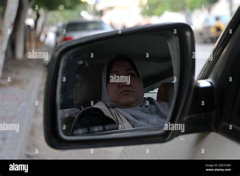 Gaza 18th Nov 2020 Palestinian Nayla Abu Jubbah Sits At Her Vehicle As She Works In Gaza