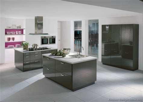 Kitchendesign #interiordesign #modernkitchen #kitchencabinets grey modern kitchen review ygk kitchen cabinets design. Pictures of Kitchens - Modern - Gray Kitchen Cabinets
