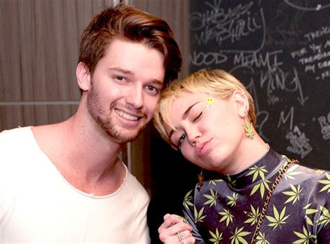 Miley Cyrus Meets Arnold Schwarzenegger He Has Embraced Her With Open