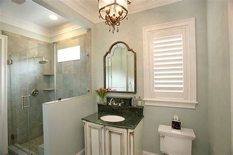 Make your small bathroom a sanctuary this year. How to Decorate a Small Bathroom