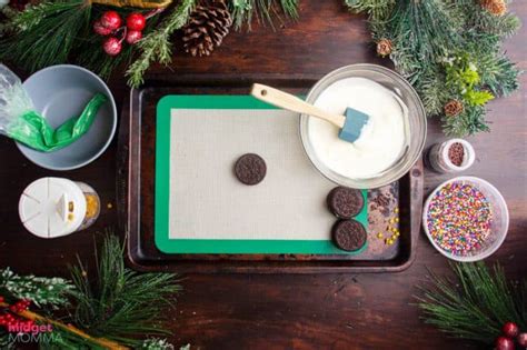 Christmas Tree Oreo Cookies • Midgetmomma