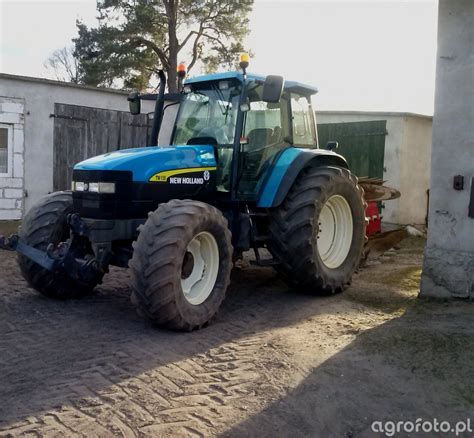 Fotografia traktor New Holland TM 135 id:552579 - Galeria rolnicza agrofoto