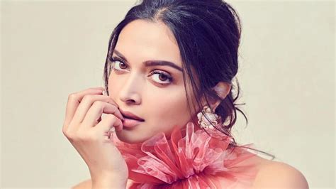 Deepika Padukone Shares Her Views On Legalising Same Sex Marriages In