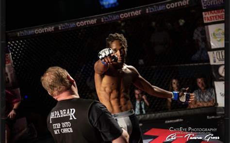 Michael banks (born 1972) is active/lives in alabama. Michael Banks | MMA Fighter Page | Tapology