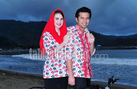 Pada 18 november 2015, arumi melahirkan anak kedua yang diberikan nama alqeinan. Jadi Cawagub Jatim, Suami Arumi Bachsin Terancam Dipecat ...