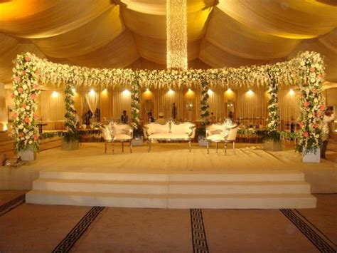 Your wedding decoration stock images are ready. Simple stage decoration with clothes, latest stage ...