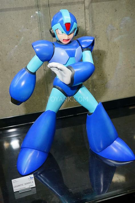 Rockman Corner Bluefin Bringing Giant Mega Man X Figure Stateside
