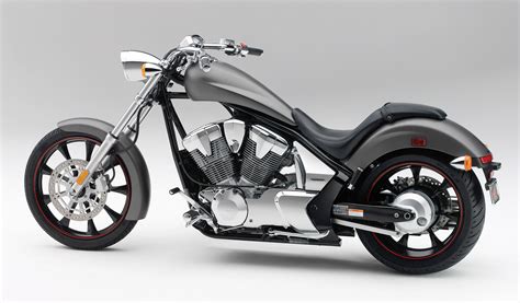 See which kinds of models this maker offers and the prices of the lineup. 2010 Honda Fury