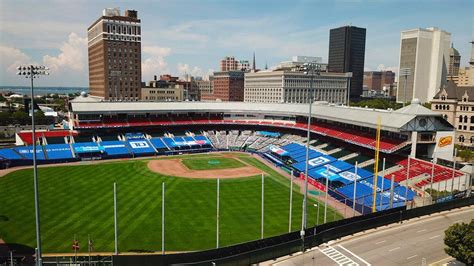Blue Jays Open Sahlen Field To Full Capacity — Canadian Baseball Network