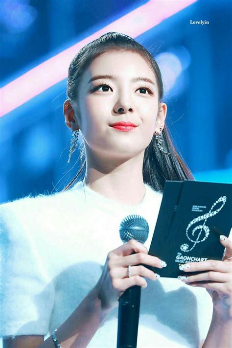 This accusation was quickly denied by itzy's agency, jyp entertainment. İTZY LİA, 2020