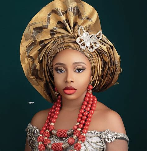 African Hats African Bride African Women African Style African Beauty Nigerian Gele