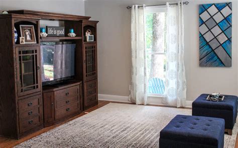 Simple Living Room Decor | Happily Hughes