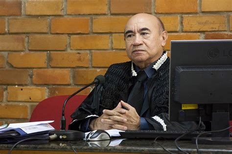 Jose ribamar oliveira ferreira em santana ap, brasil diretor de empresas. Desembargador Ribamar Oliveira é eleito presidente do ...