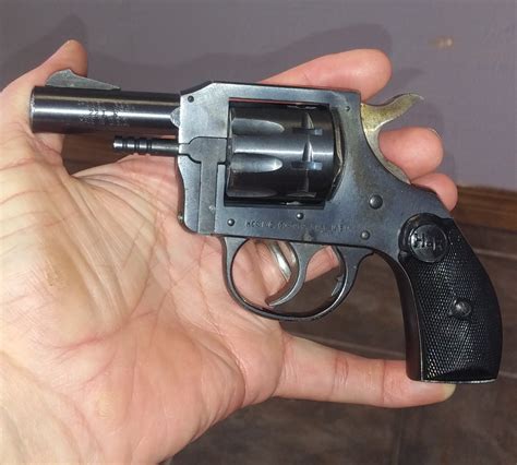 Harrington And Richardson Handr 9 Shot 22 Revolver 929 Looks Great Works About Half The Time