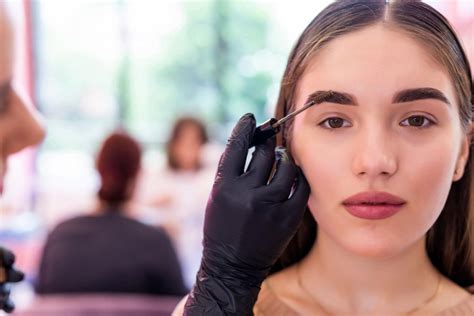 Tried And Tested Techniques To Achieve The Bushy Brow Look Of Your Dreams