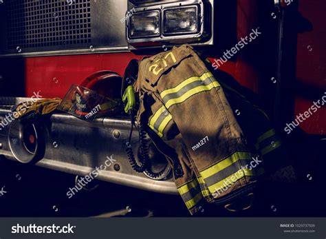 Firefighter Bunker Suit Stock Photo 1029737509 Shutterstock