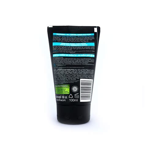 The cream has a perlite rich formula that absorbs the oils and controls the oil production for considerable amount of time though nothing extra ordinary but yes, decent enough. Garnier Men Turbo Light Oil Control Whitening 100 Ml ...
