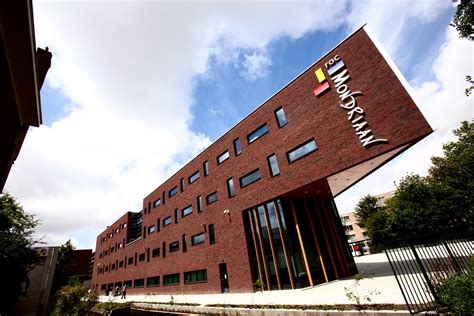 The roc offers careers where you can experience the best in healthcare, a strong and supportive team environment, and training and professional development opportunities. ROC Mondriaan - de Jong