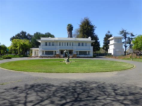 Facilities • Mt. Eden Mansion