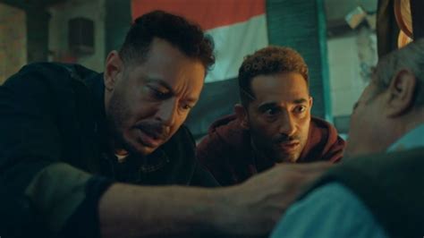 مسلحان بقوتهما وذكائهما، ينطلق صديقان ينتميان إلى منطقة شعبية في رحلة ملحمية ضد أحد أباطرة تجارة الشر. موقف غير أحداث "ملوك الجدعنة"... تفاصيل المشهد الأخير لـ ...