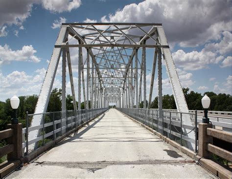 Whats Happening To Texas Metal Truss Bridges Texas Standard