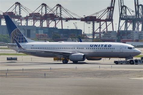 N73259 Boeing B738wl United At Newark Liberty Internation Flickr