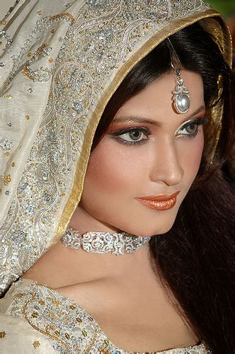 Latest Pakistani Bridal Jewellery Designs For Wedding