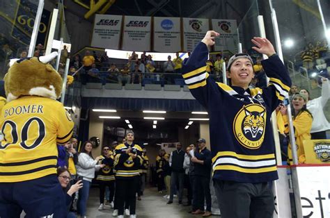 Quinnipiac Celebrates National Champion Mens Hockey Team