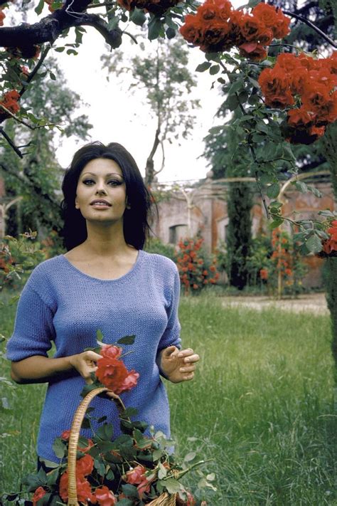 Inside Sophia Lorens Roman Villa 1964 Rsophialoren