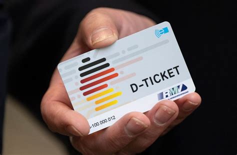 Deutschlandticket: Neues Ticket nicht erhalten – was tun?