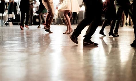 Bailar Una Actividad Divertida Y Con Muchos Beneficios Para La Salud