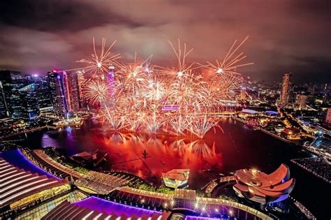 Catch 2022 Countdown Fireworks At These 11 Neighbourhoods And Light Shows