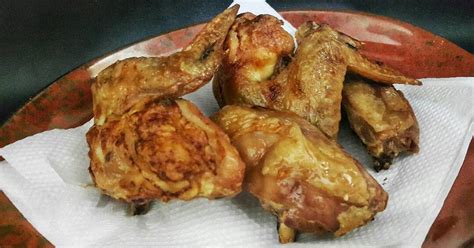 Nggak mau kalah sama nutella, biskuit hitam satu ini juga bisa diolah menjadi berbagai hidangan camilan kreatif, lho. Resep Ayam goreng oven renyah, 100% tanpa minyak, rasa ...