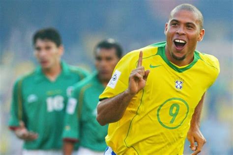 Chi è Ronaldo Il Fenomeno La Storia Di Luis Nazario De Lima