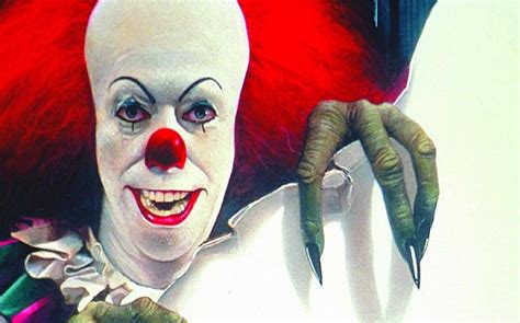 Pennywise As A New It Trailer Is Released We Look At How Stephen King