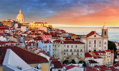 Specially between the different districts that make the old town. What to see in Alfama Lisbon - Updated 2020 - Best Lisbon ...