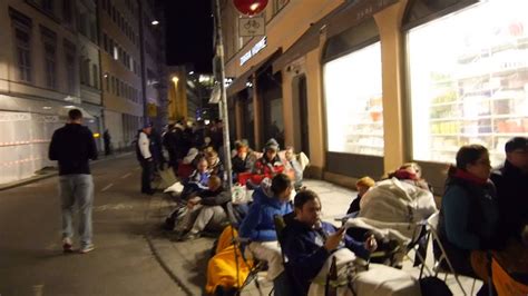 Melde dich für today at apple programme an. Apple iPhone 5S/C Schlange Apple Store München 23 Uhr ...