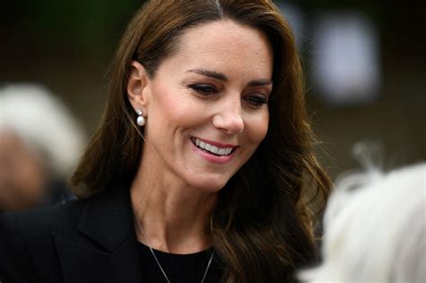 Details 83 Kate Middleton Pearl Drop Earrings Best Esthdonghoadian