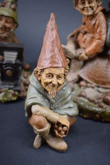 5 Tom Clark Gnome Figures Bhd Auctions