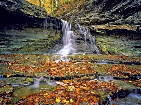 Wallpaper Falls Leaves Rocks Layers Autumn 1600x1200