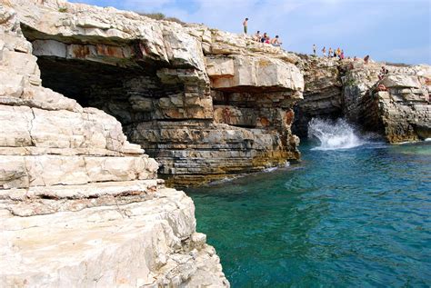Kroatien ist das ideale urlaubsland für unbeschwertes badevergnügen vor traumhafter. Strandurlaub in Kroatien - Mein Reise-Amt. Handverlesene ...