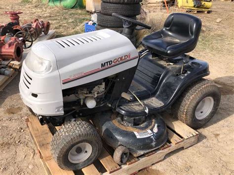 Mtd Gold Riding Mower Smith Sales Co Auctioneers